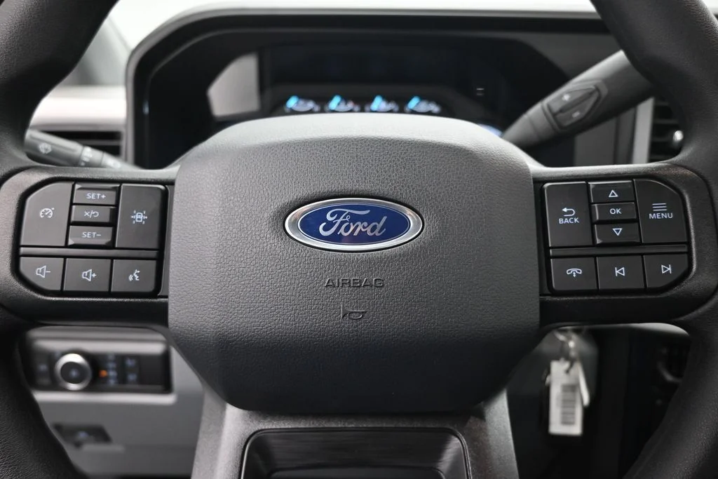 New 2026 Oxford White Ford XL image 14