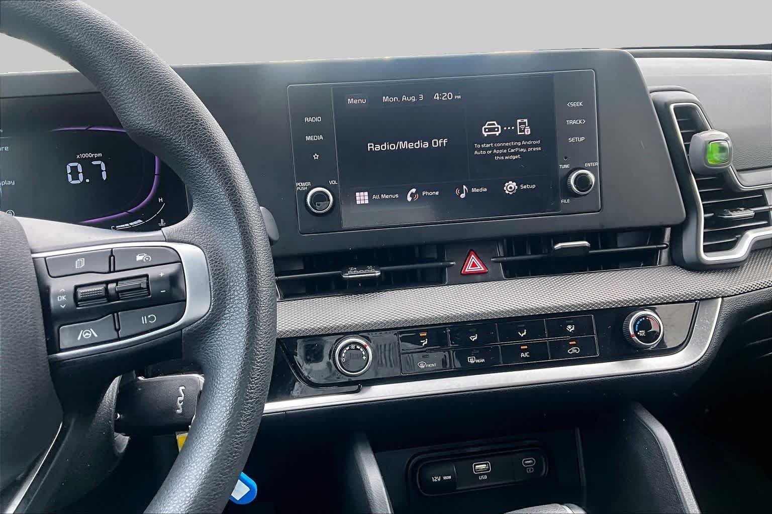 Pre-Owned 2025 Kia Sportage LX