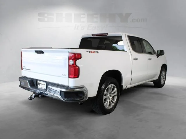 Used 2023 Summit White Chevrolet  image 9