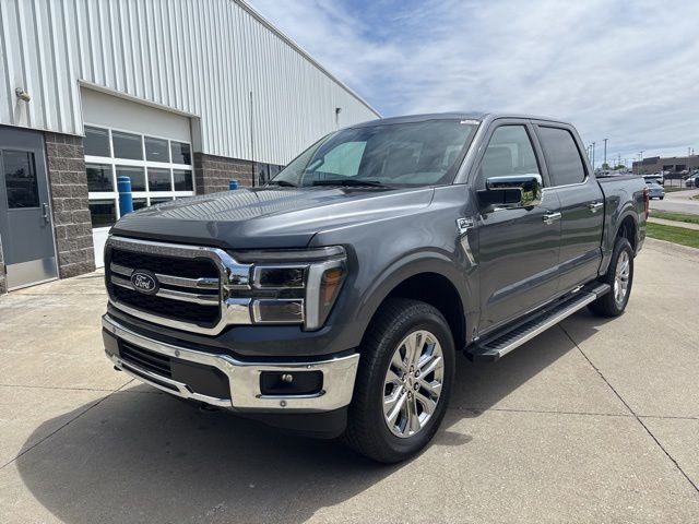 New 2026 Gray Ford Lariat image 3