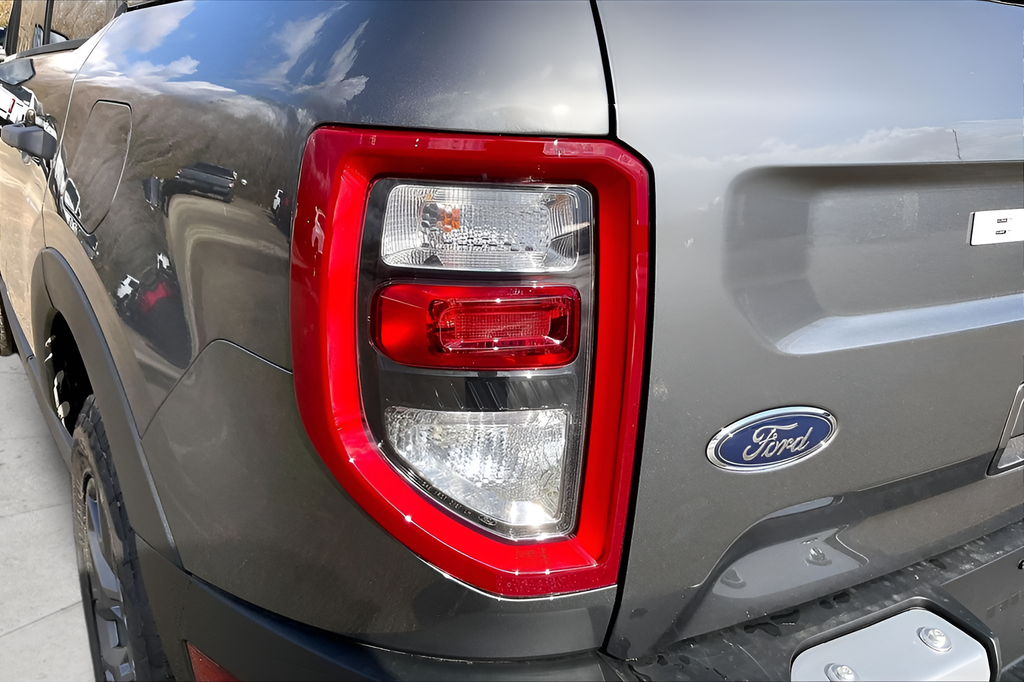 New 2025 Carbonized Gray Metallic Ford Big Bend image 19
