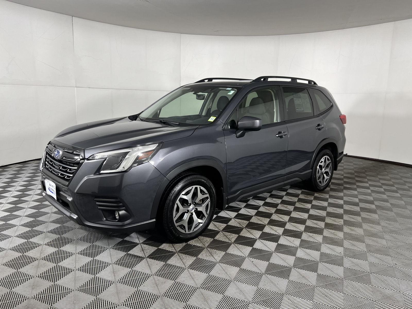 Used 2024 Magnetite Gray Metallic Subaru Premium image 19
