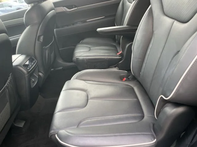Used 2025 Red Hyundai SEL image 22