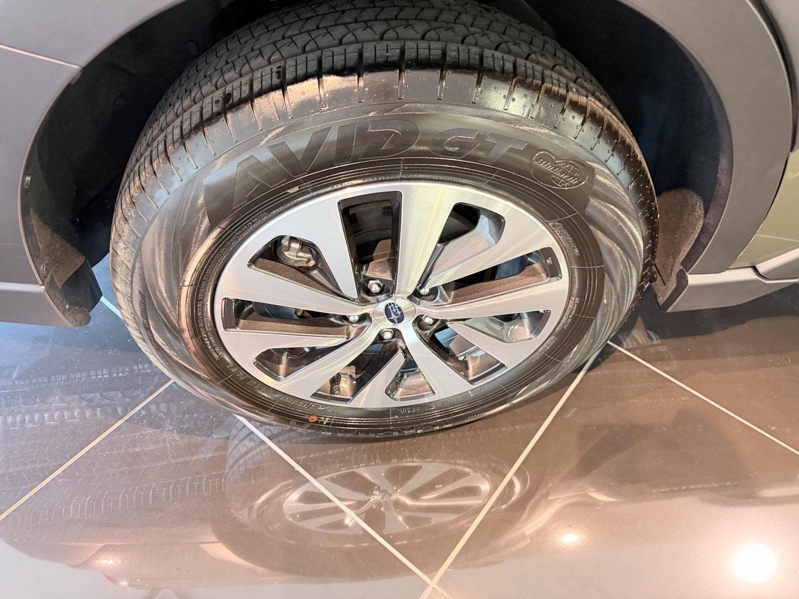 Used 2025 Autumn Green Metallic Subaru Premium image 45