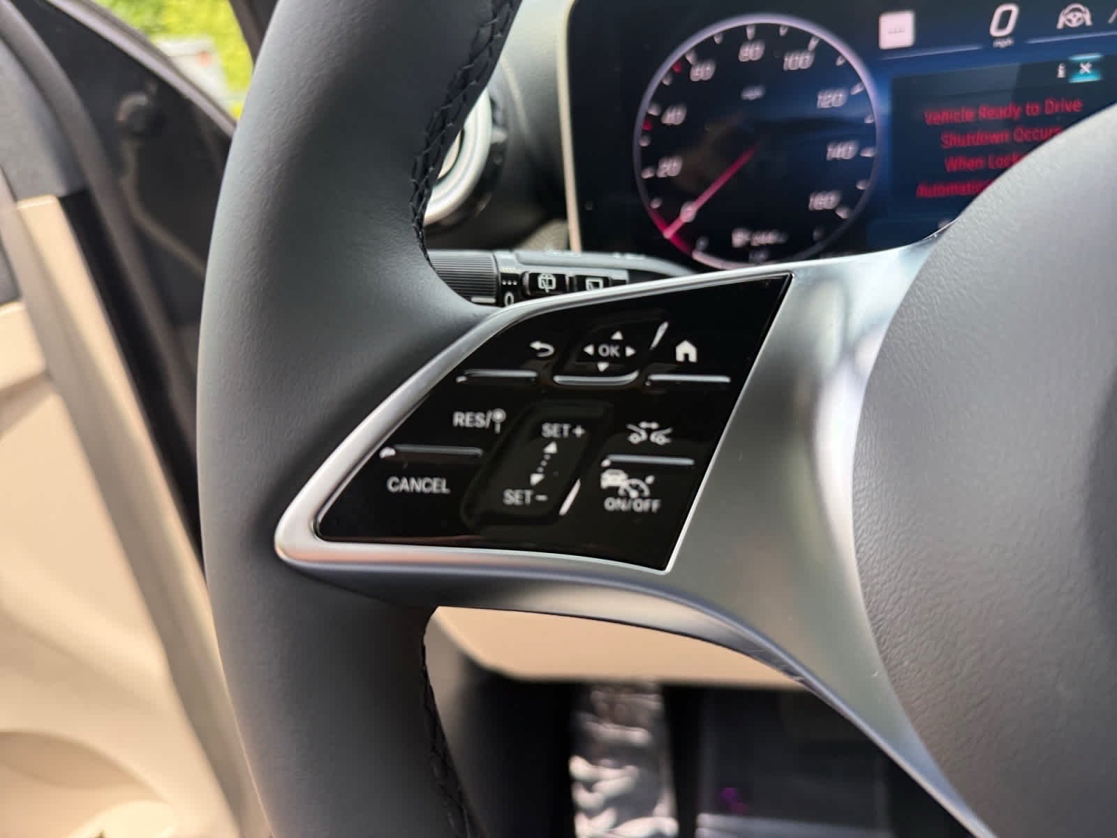 New 2026 Graphite Grey Metallic Mercedes-Benz GLC 300 image 24