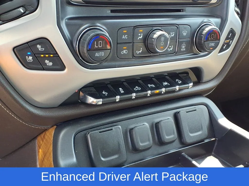 Used 2018 White GMC SLT image 10