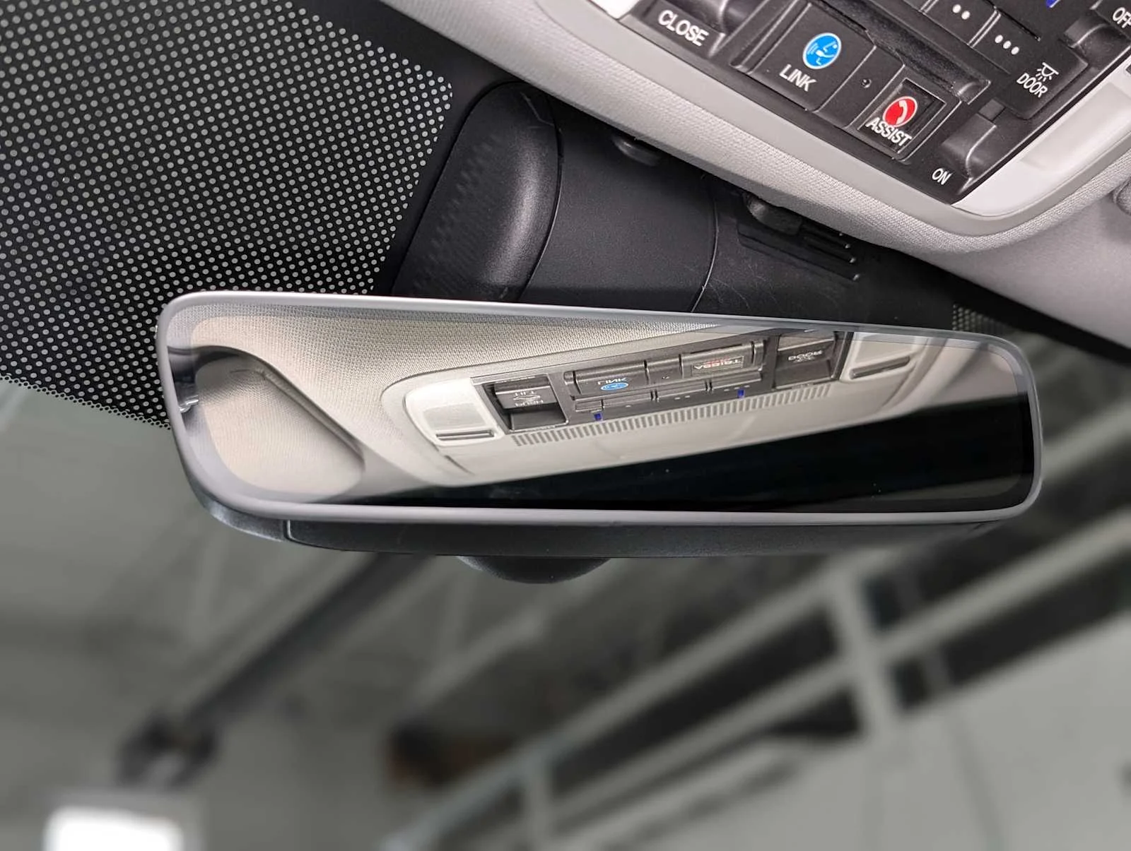 Used 2015 Fathom Blue Pearl Acura V6 Tech image 34