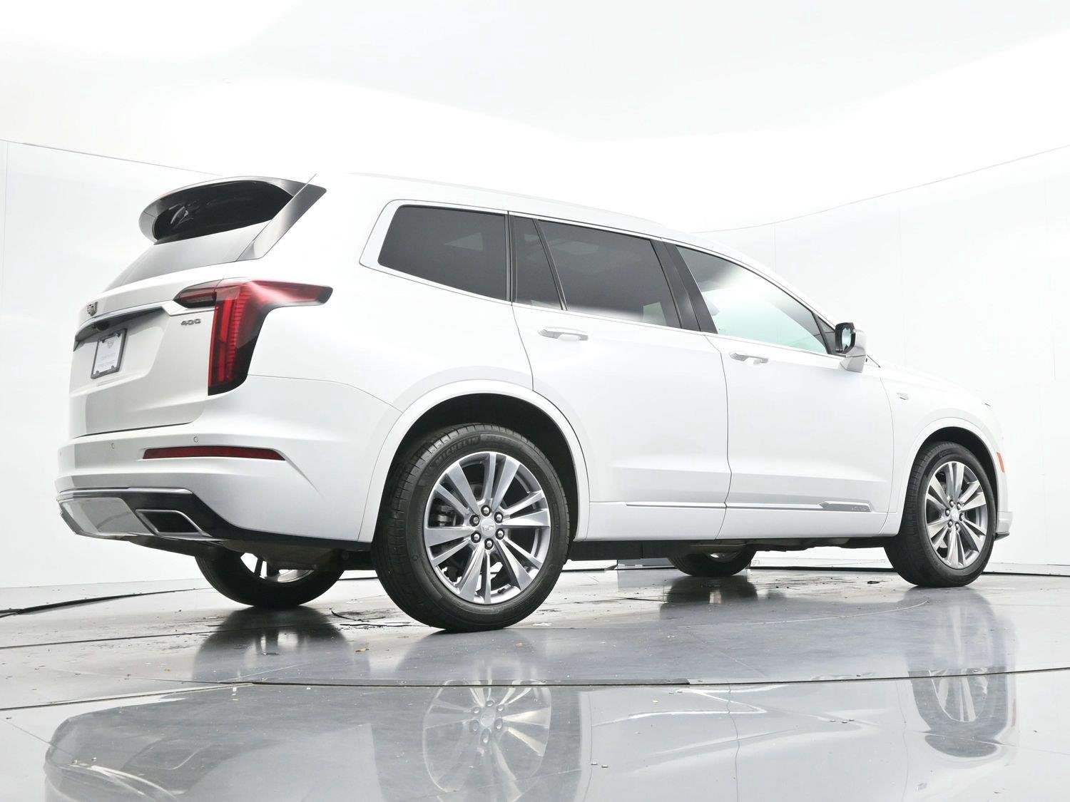 Used 2024 Crystal White Tricoat Cadillac Premium Luxury image 42