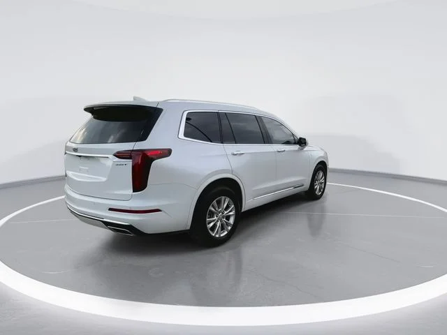Used 2024 White Cadillac Luxury image 11