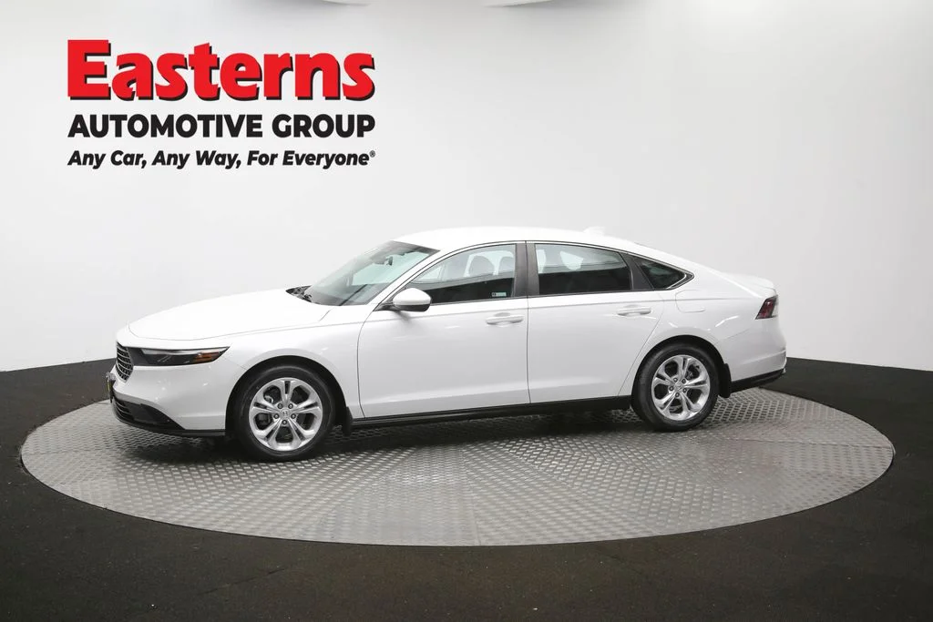 Used 2023 White Honda LX image 58