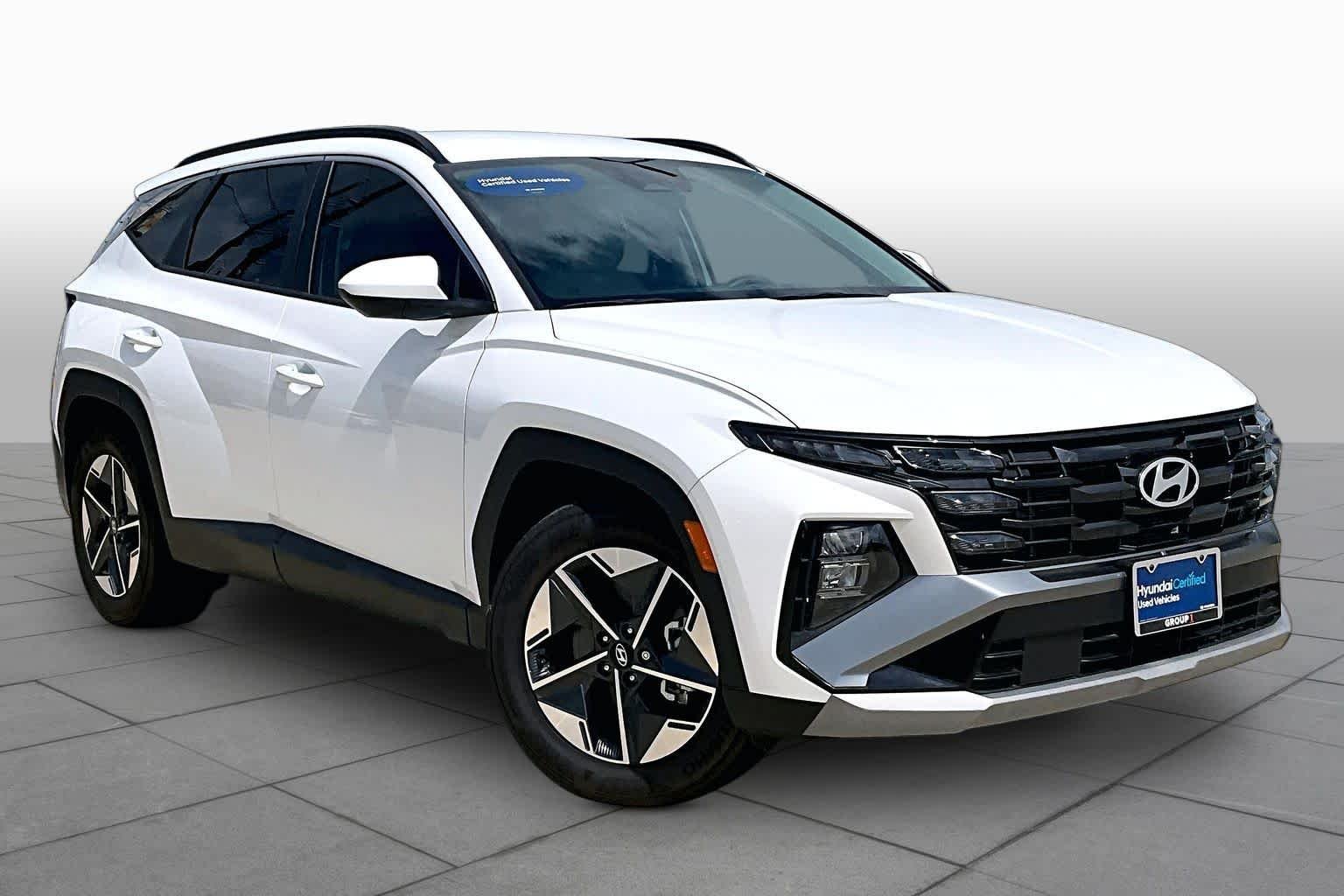Used 2025 Serenity White Pearl Hyundai SEL image 3