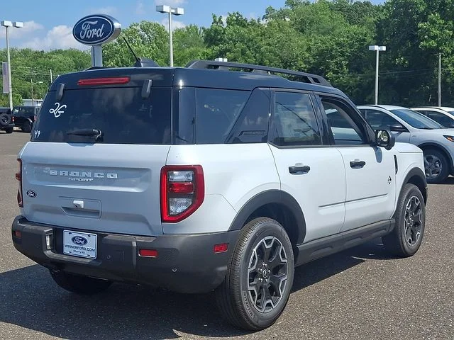 New 2026 Space White Metallic Ford Outer Banks® image 4