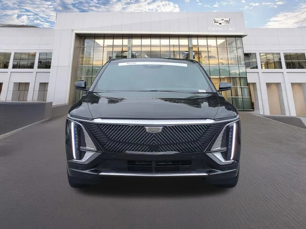 Certified 2024 Cadillac LYRIQ Tech with VIN 1GYKPMRL3RZ142919 for sale in Calabasas, CA
