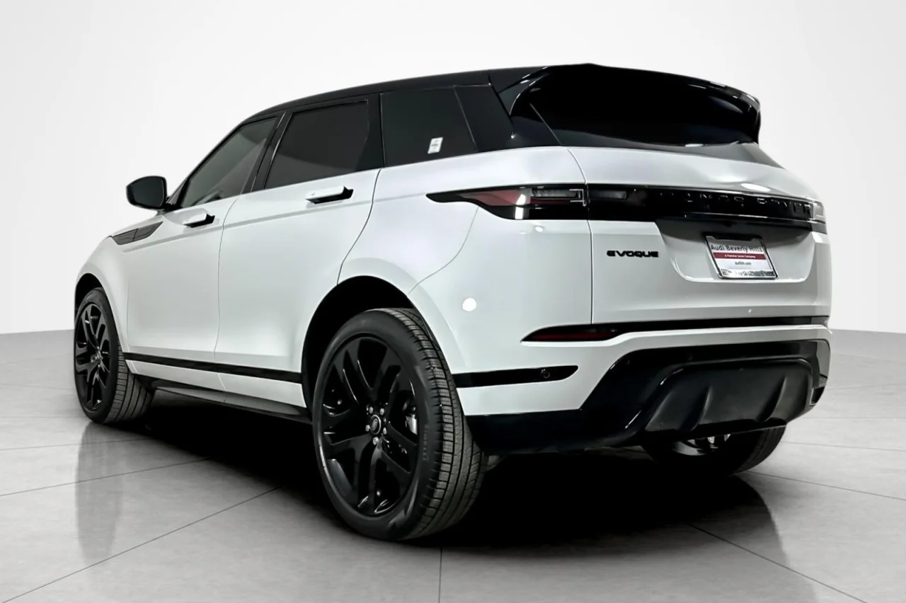 Used 2024 WHITE Land Rover Dynamic SE image 3