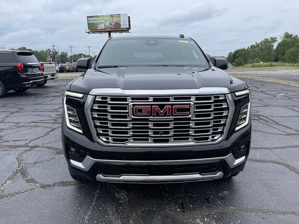 2026 GMC Yukon XL Denali - Photo 2