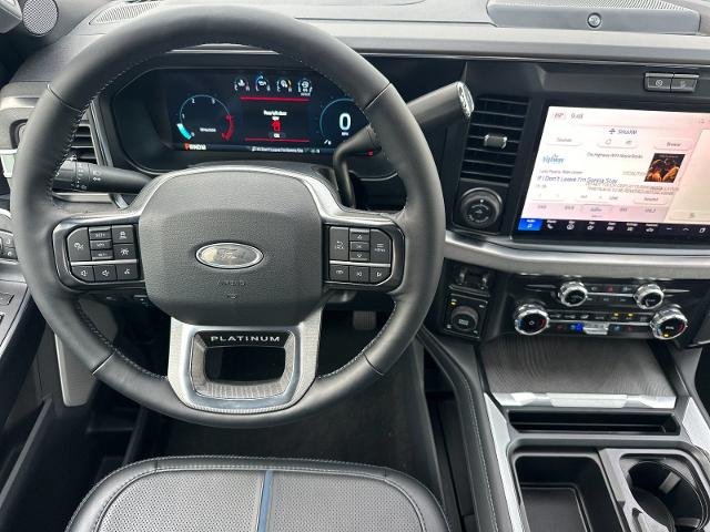 New 2025 Star White Metallic Tri-Coat Ford F-250® Platinum® image 40