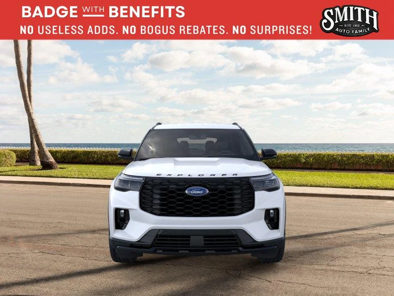 New 2026 Star White Metallic Tri-Coat Ford ST-Line image 7