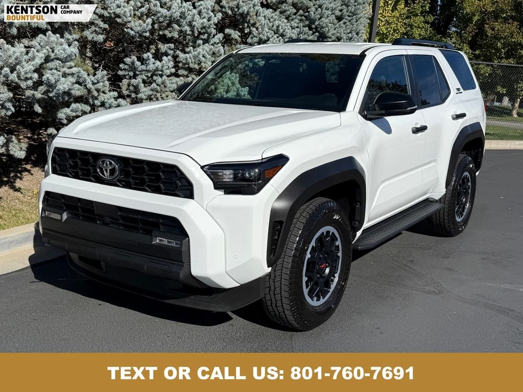 2025 Toyota 4Runner TRD Off-Road photo 3