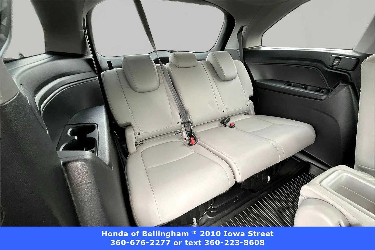 Used 2018 Lunar Silver Metallic Honda EX-L image 24