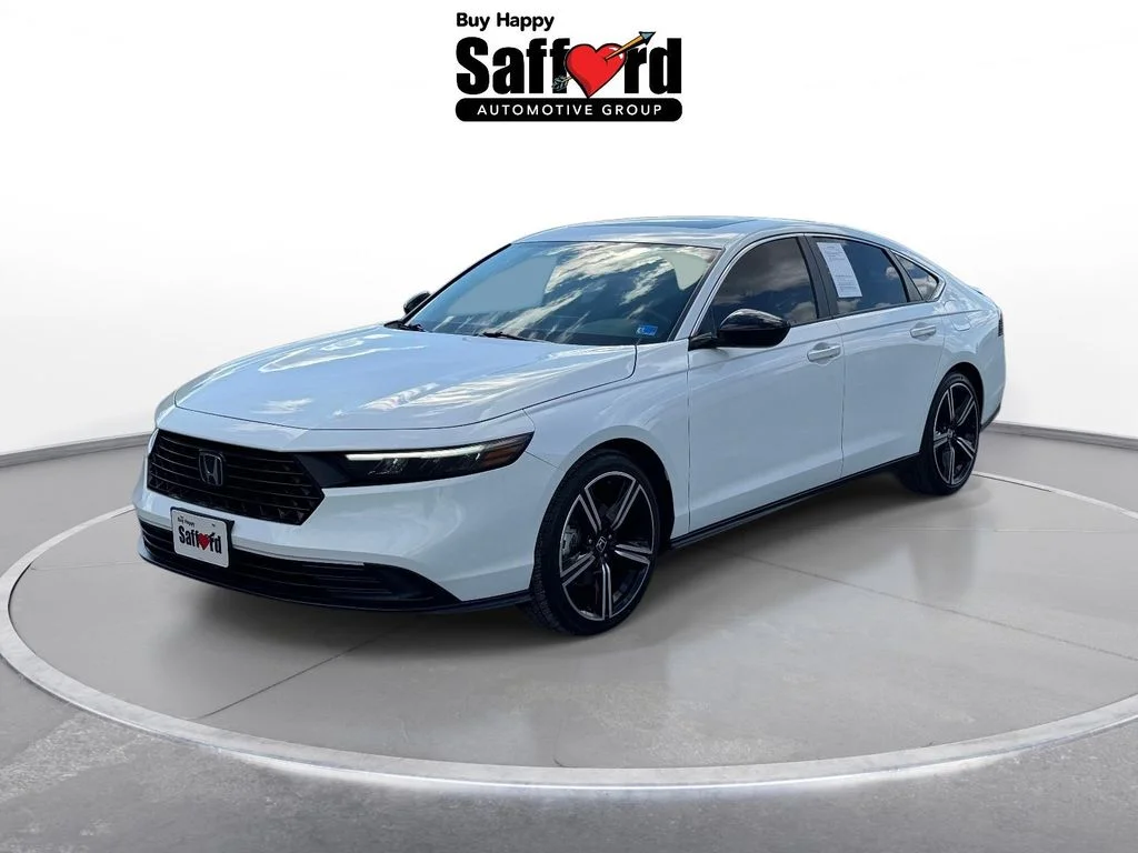 Used 2023  Honda Sport image 1