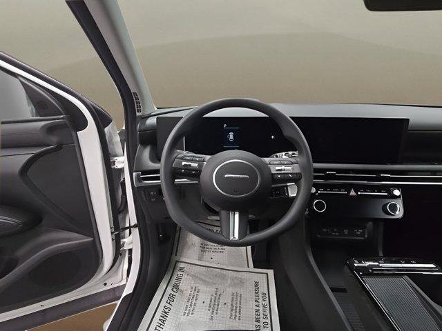 New 2026 White Hyundai SEL AWD image 29