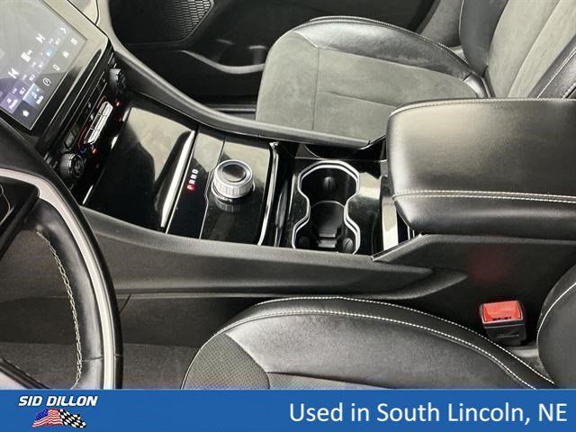 Used 2022 Bright White Clearcoat Jeep Altitude image 14