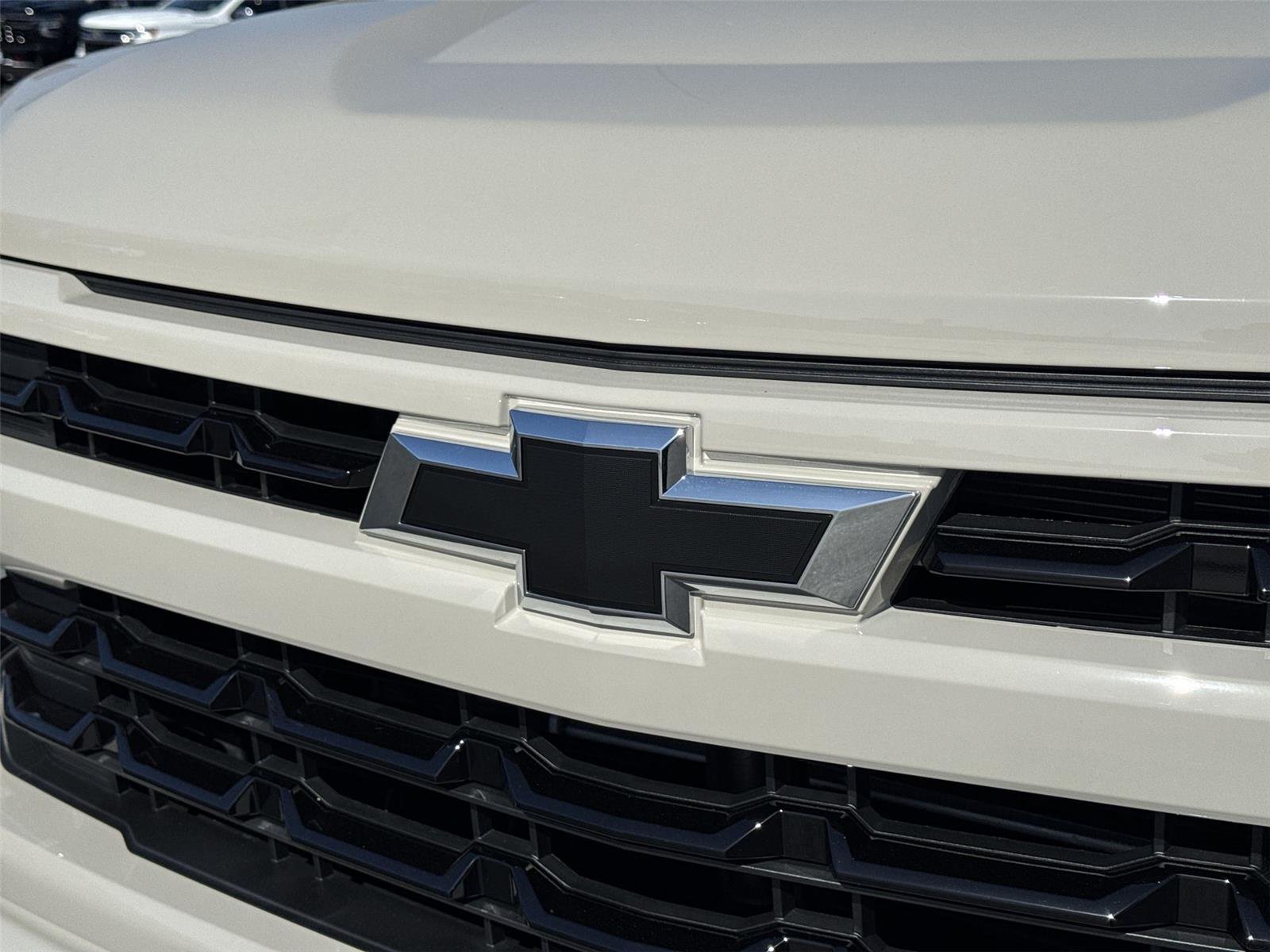 Used 2026 White Sands Chevrolet RST image 38
