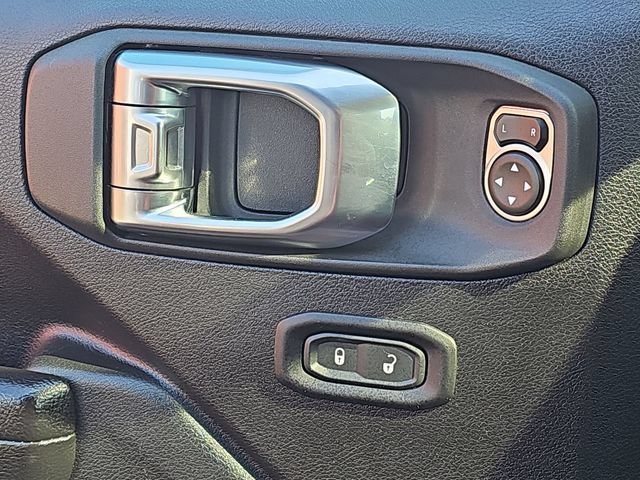 2023 Jeep Wrangler 4-Door Rubicon - Photo 26