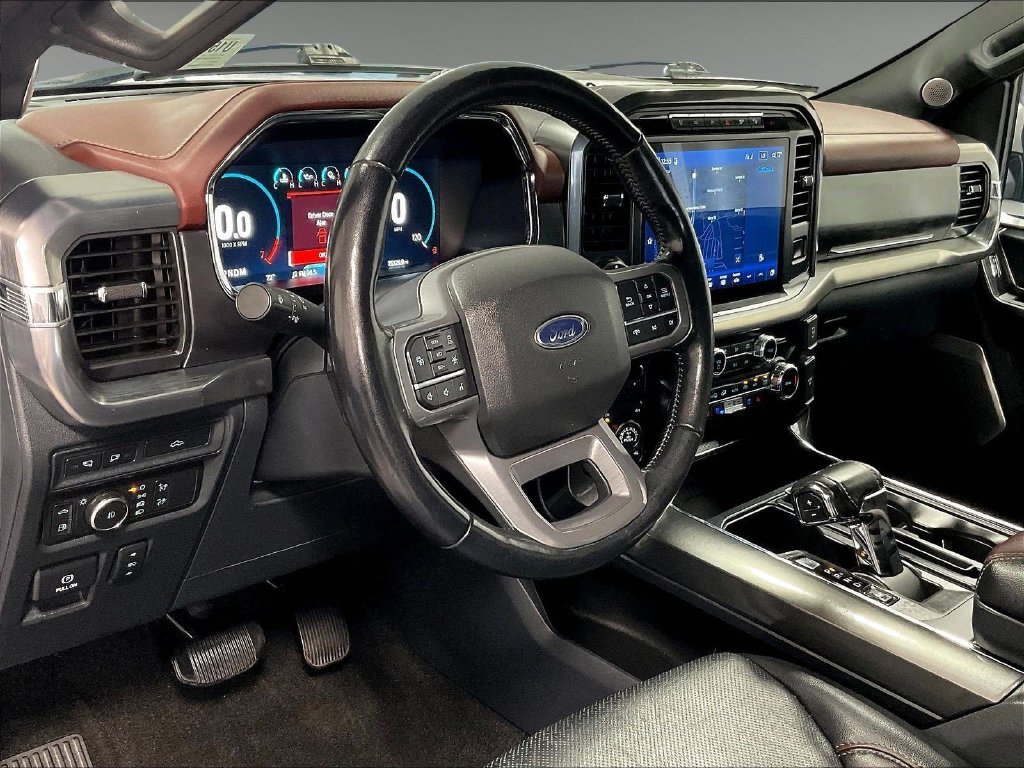 Used 2022 White Ford Lariat image 8