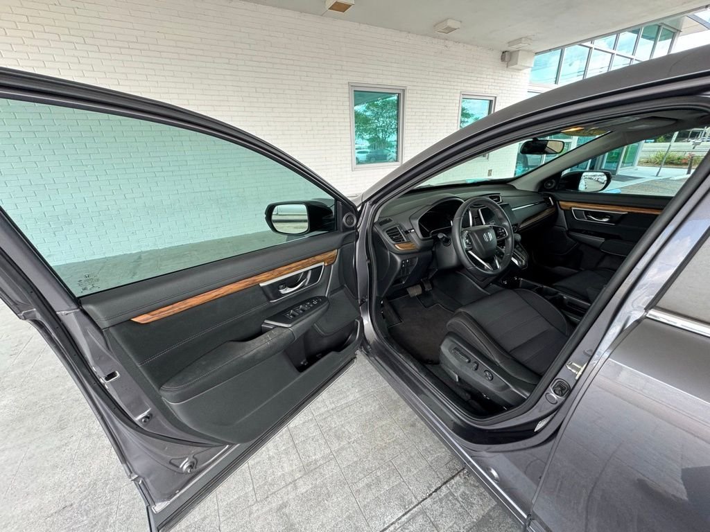 Used 2021  Honda EX image 10