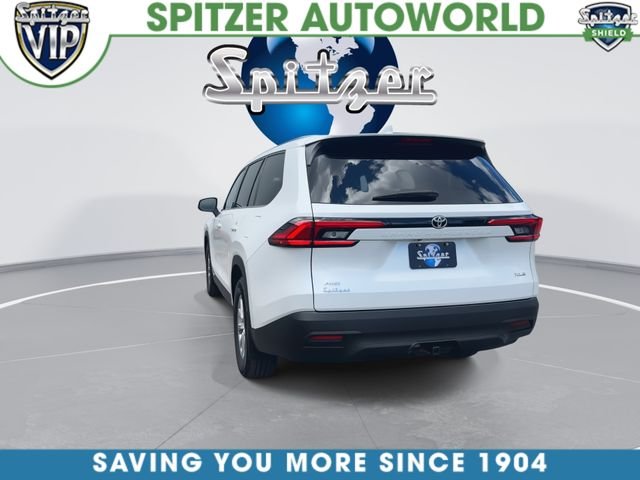 Used 2024 Beige Toyota XLE image 8