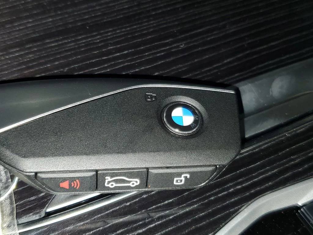 New 2026 Skyscraper Grey Metallic BMW sDrive40i image 25