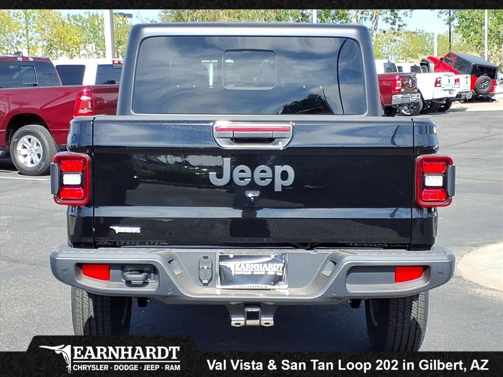 New 2025 Black Clear-Coat Exterior Paint Jeep Sport S image 5
