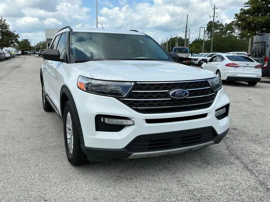 Used 2023 White Ford XLT image 7
