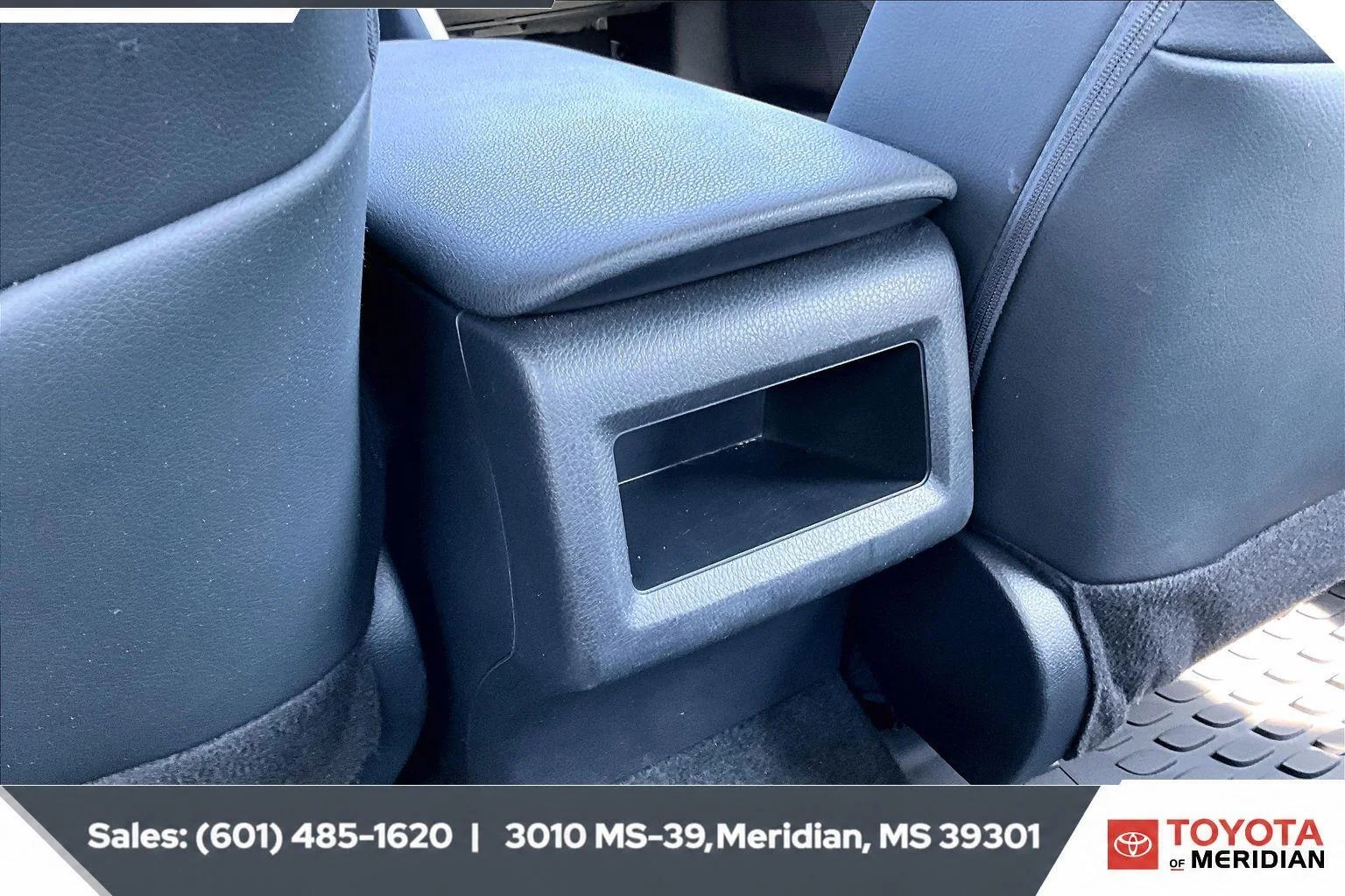 Used 2024 Celestial Silver Metallic Toyota SE Auto (Natl) image 24