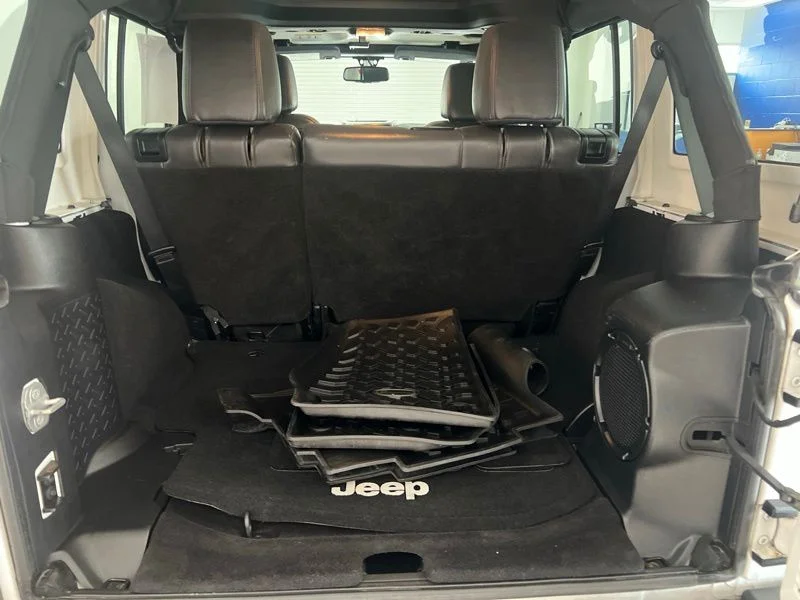 Used 2014 White Jeep Unlimited Sport image 8