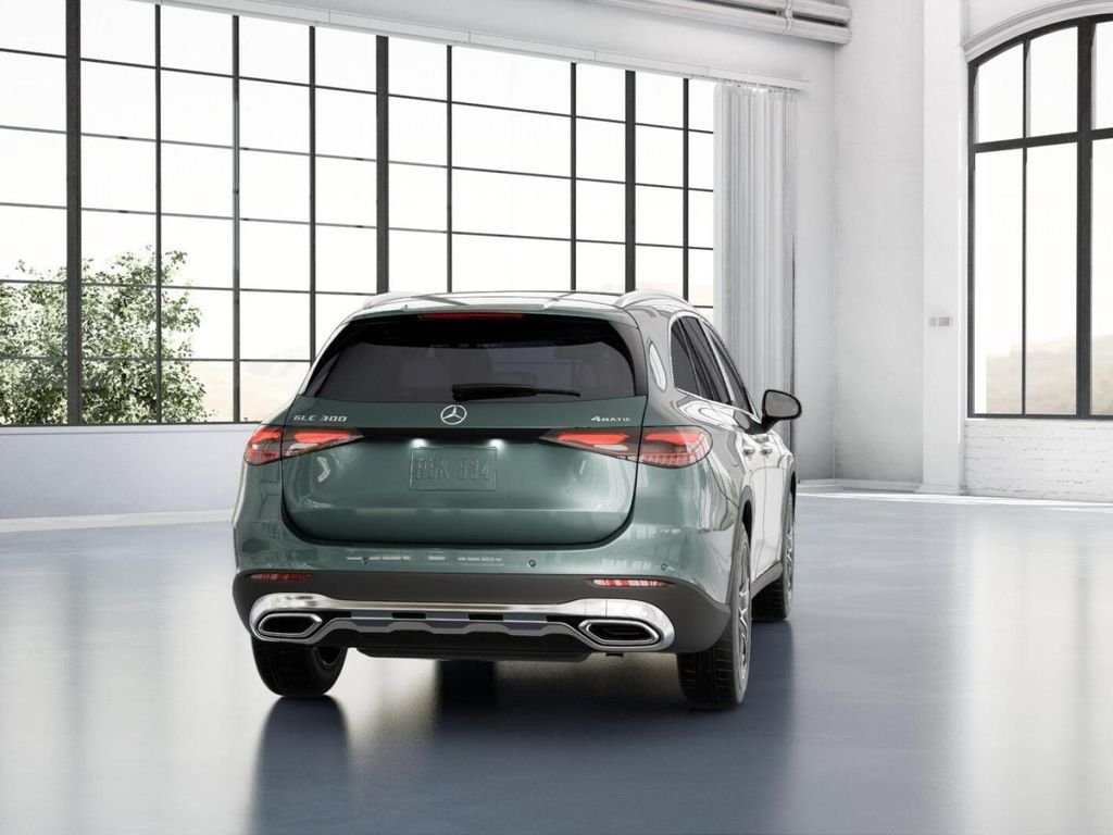 New 2027 Verde Silver Metallic Mercedes-Benz GLC 300 image 24