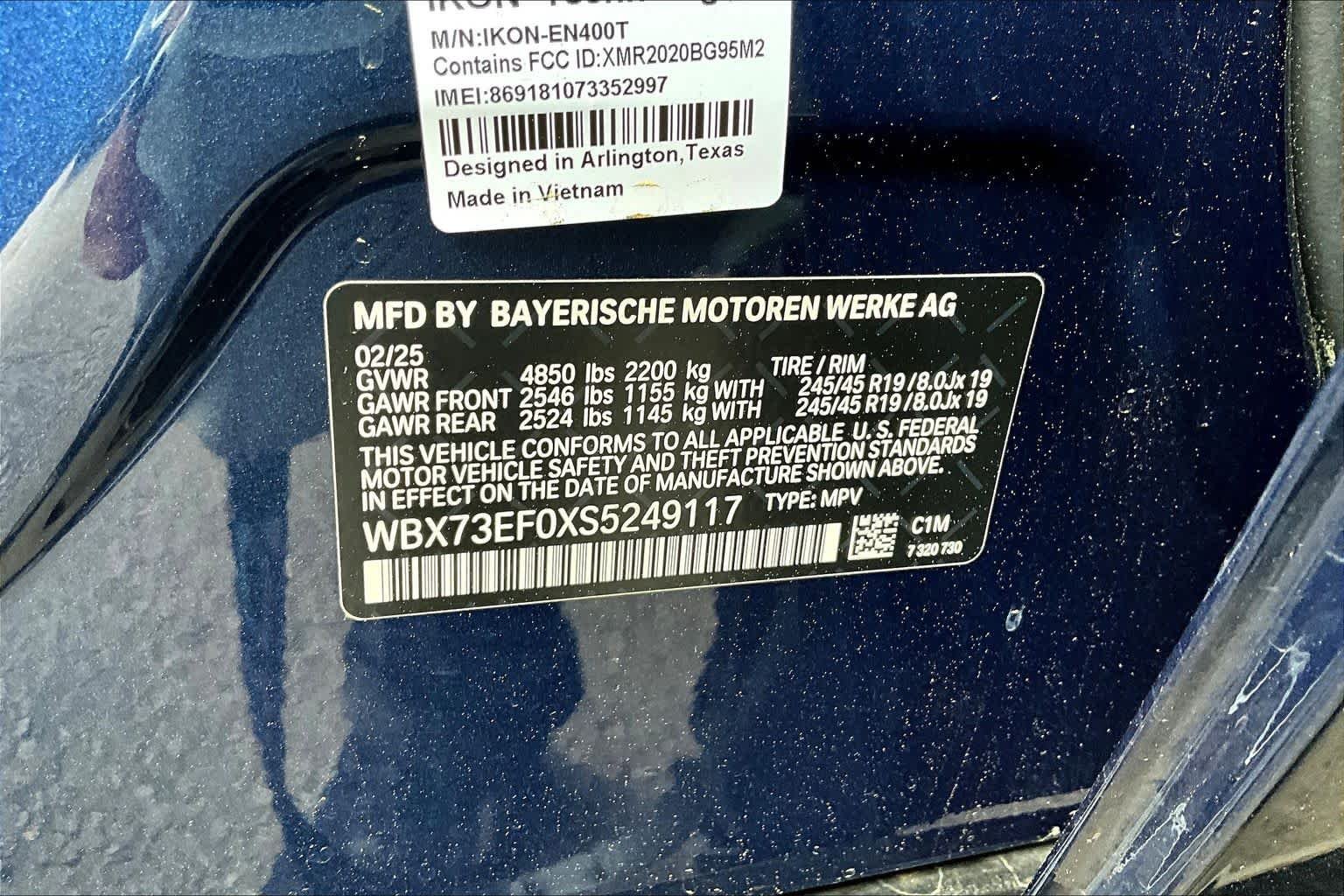 Certified Used 2025 Phytonic Blue Metallic BMW xDrive28i image 31