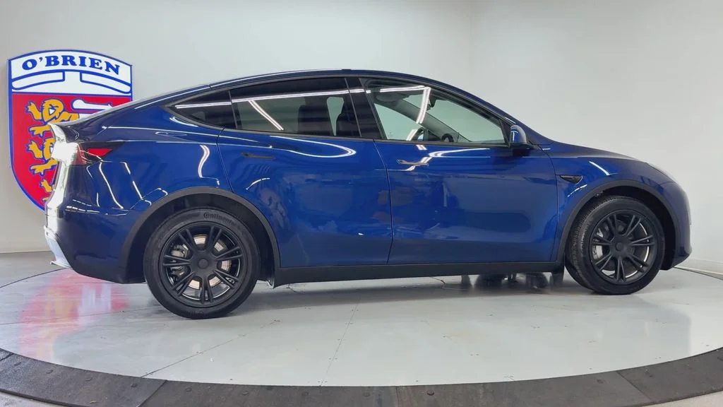 Used 2023 Deep Blue Metallic Tesla Long Range image 4