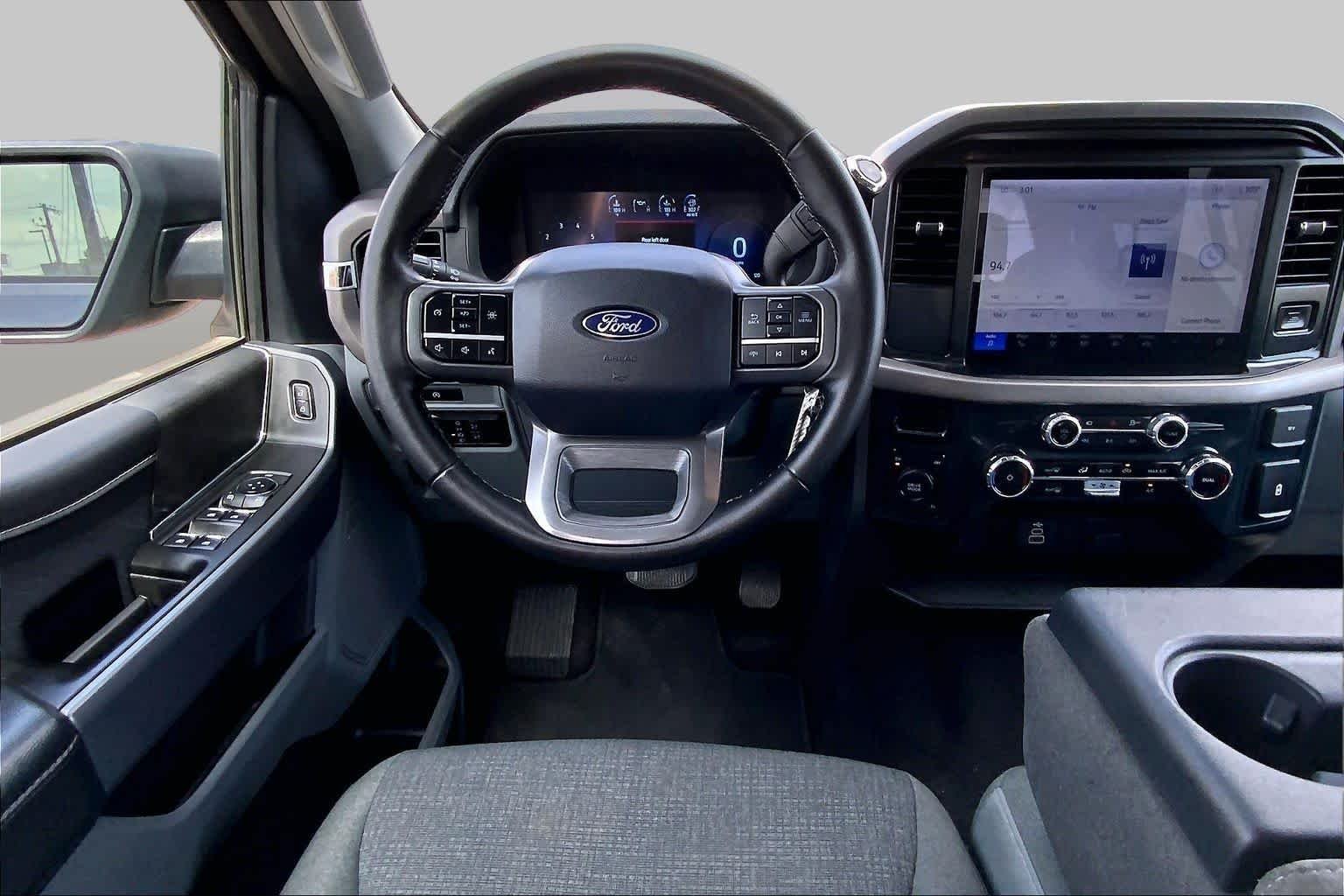 Used 2025 Carbonized Gray Metallic Ford XLT image 6