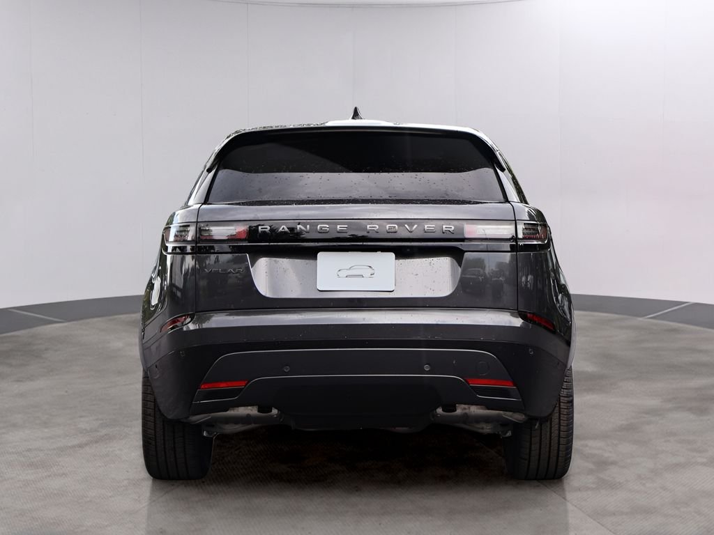 New 2026 Carpathian Grey Land Rover  image 6