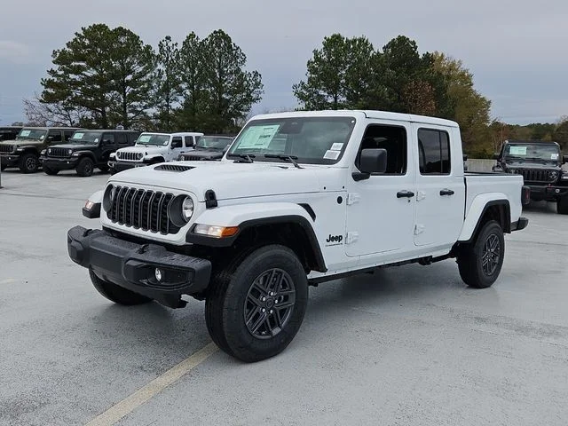 New 2026 Bright White Clear-Coat Exterior Paint Jeep Sport S image 4