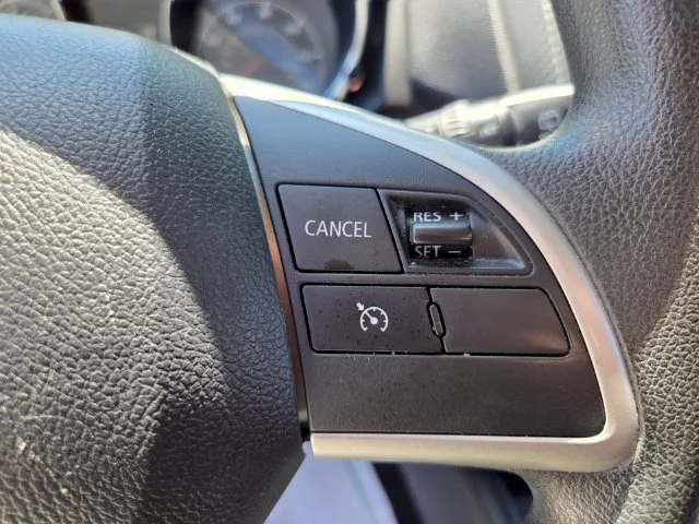 Used 2024 White Mitsubishi 2.0 ES image 33
