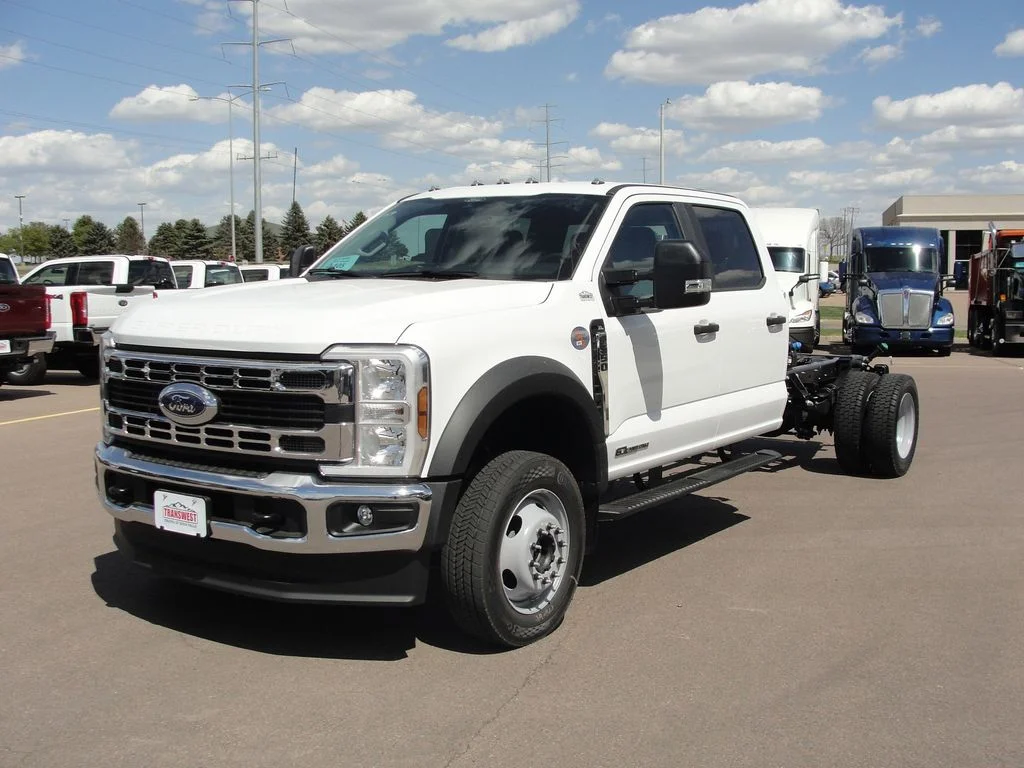 2026 Ford F-550 XL 4x4 Crew Cab 203-In DRW's photo