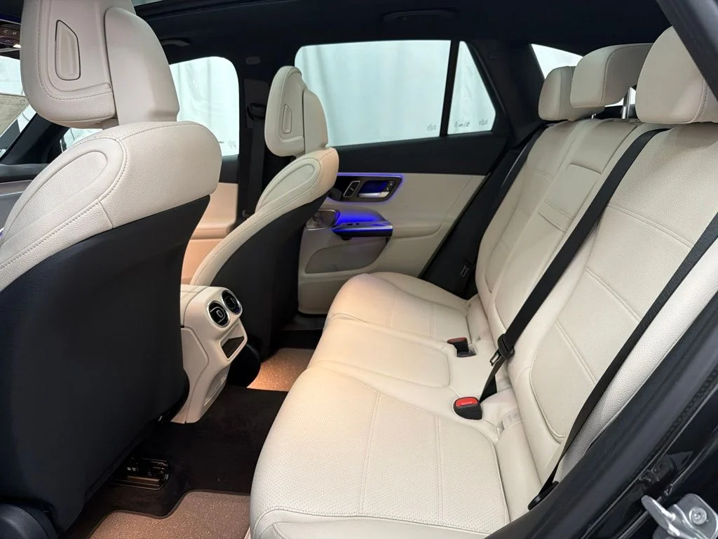 New 2027 Gray Mercedes-Benz GLC 300 image 22