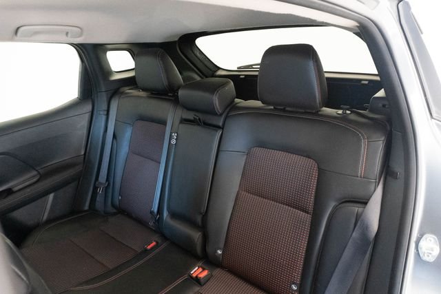 Used 2025 Gray Nissan SR image 6