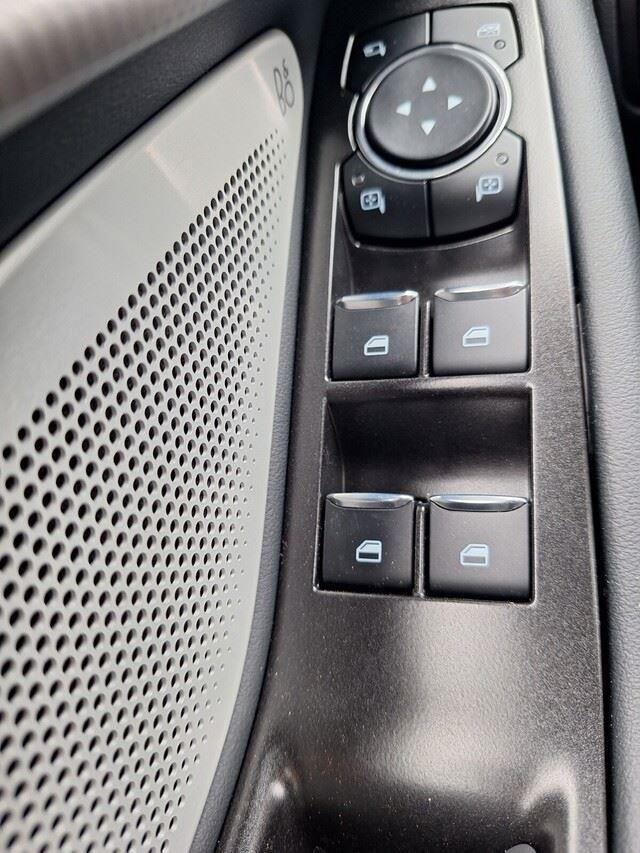 New 2026 Carbonized Gray Metallic Ford Tremor® image 21