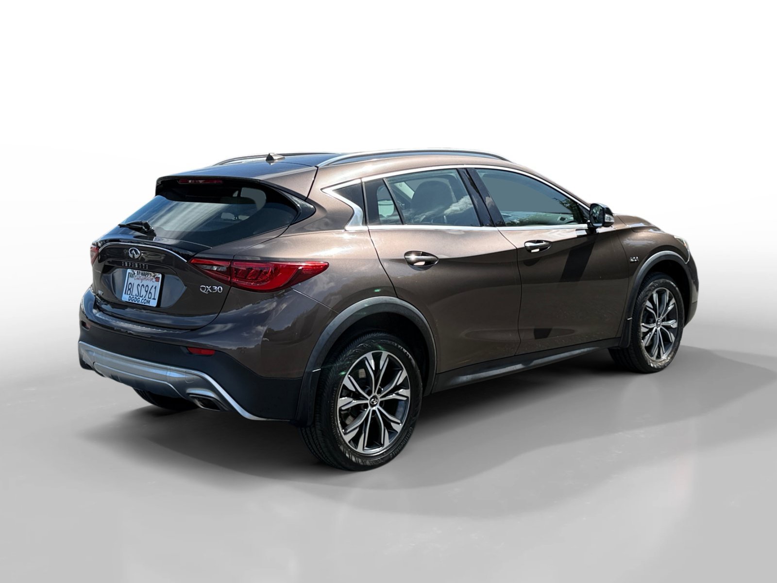 Used 2019 Chestnut INFINITI LUXE image 5