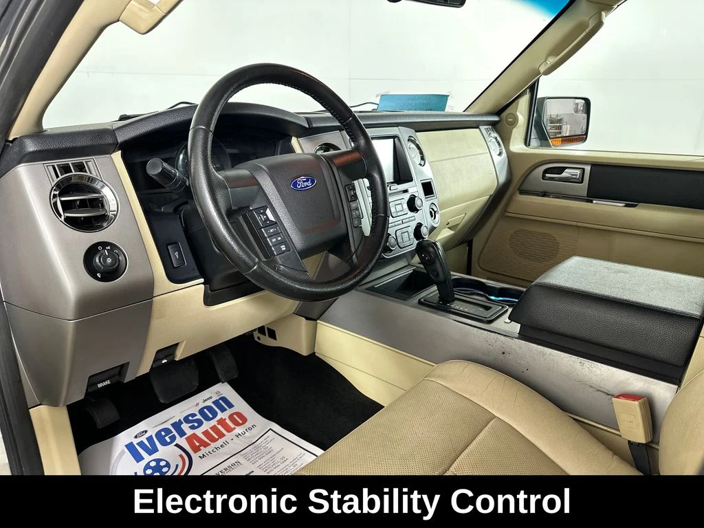 Used 2017 Gold Ford XLT image 17