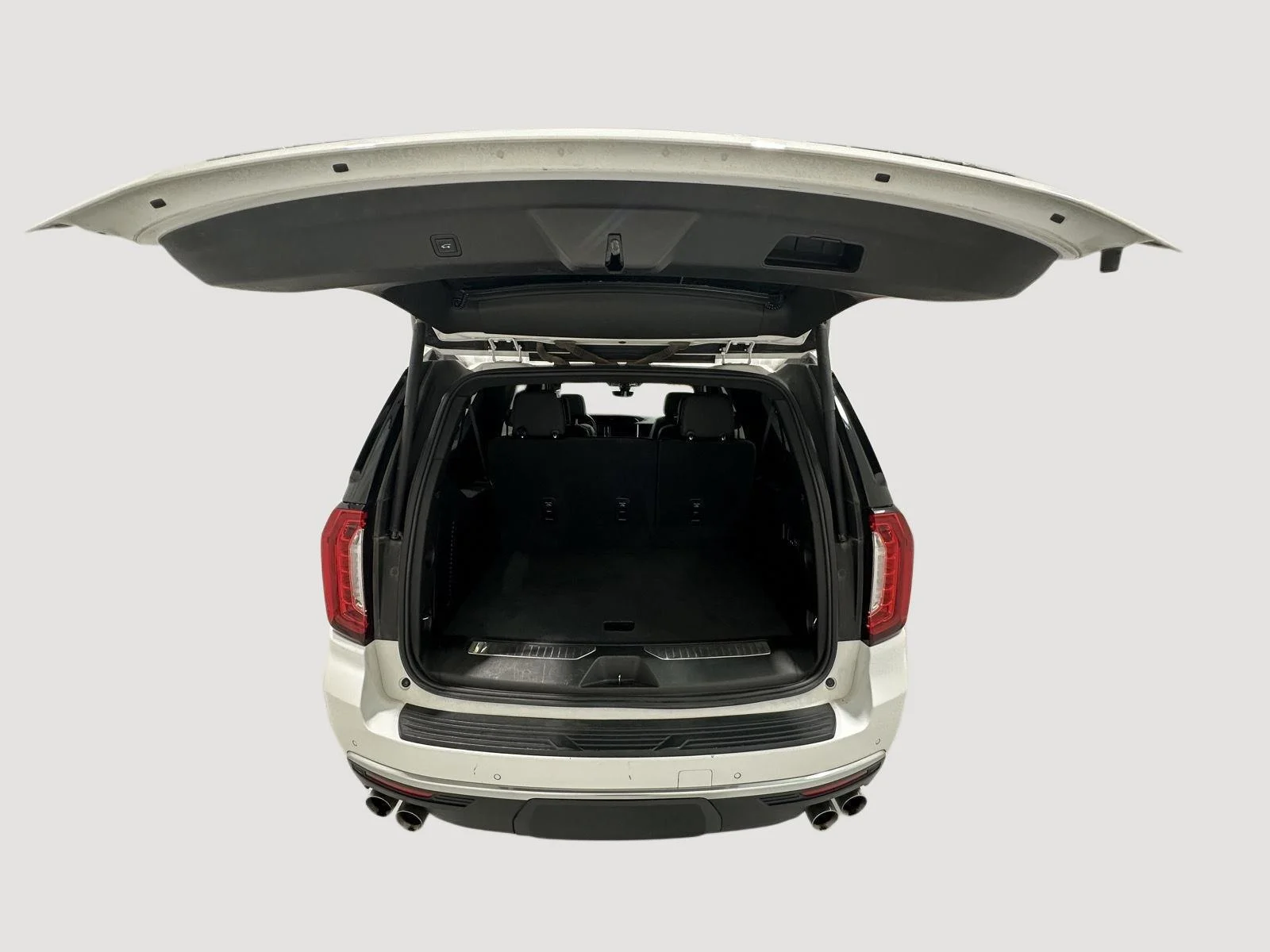Used 2021 Summit White GMC Denali image 25